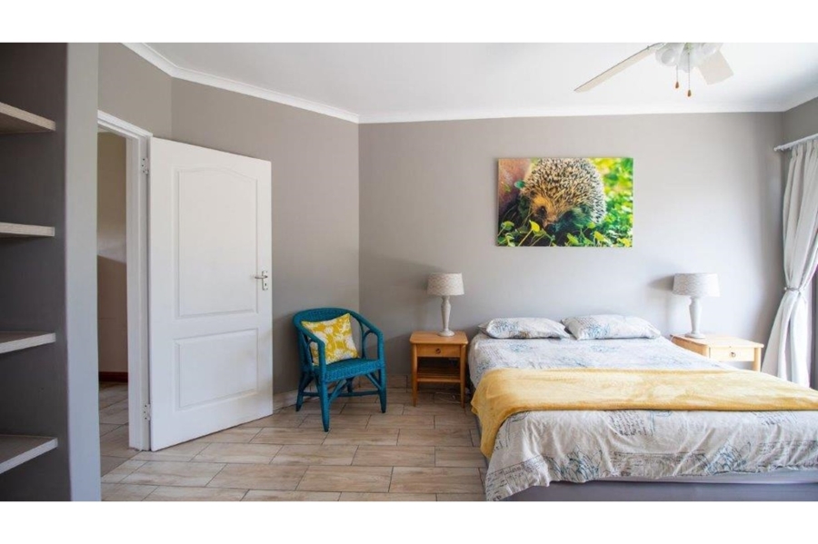 6 Bedroom Property for Sale in Lovemore Park Eastern Cape